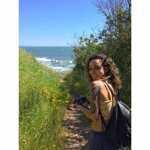 Meet your Posher, Kayla